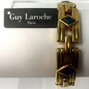 Guy Laroche Paris - Bracelet with blue cabochons✨